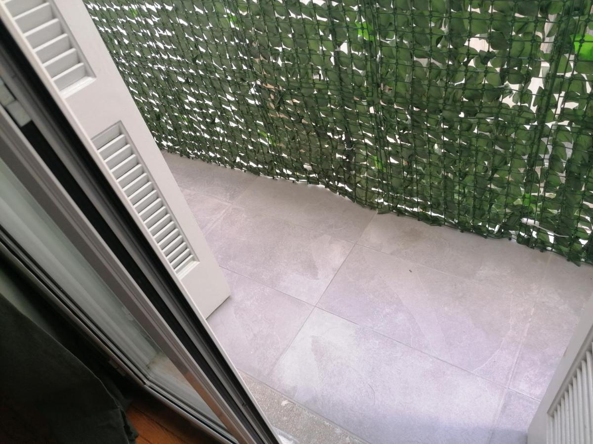 Boho / Hilton Area-μέγαρο μουσικής /